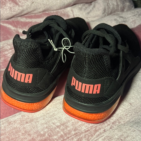 Puma Black Sneakers with Pink Highlights - Picture 2 of 6